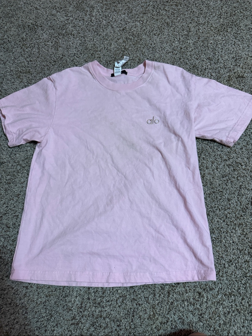 ALO Yoga Men's Short Sleeve Tee in Light Pink